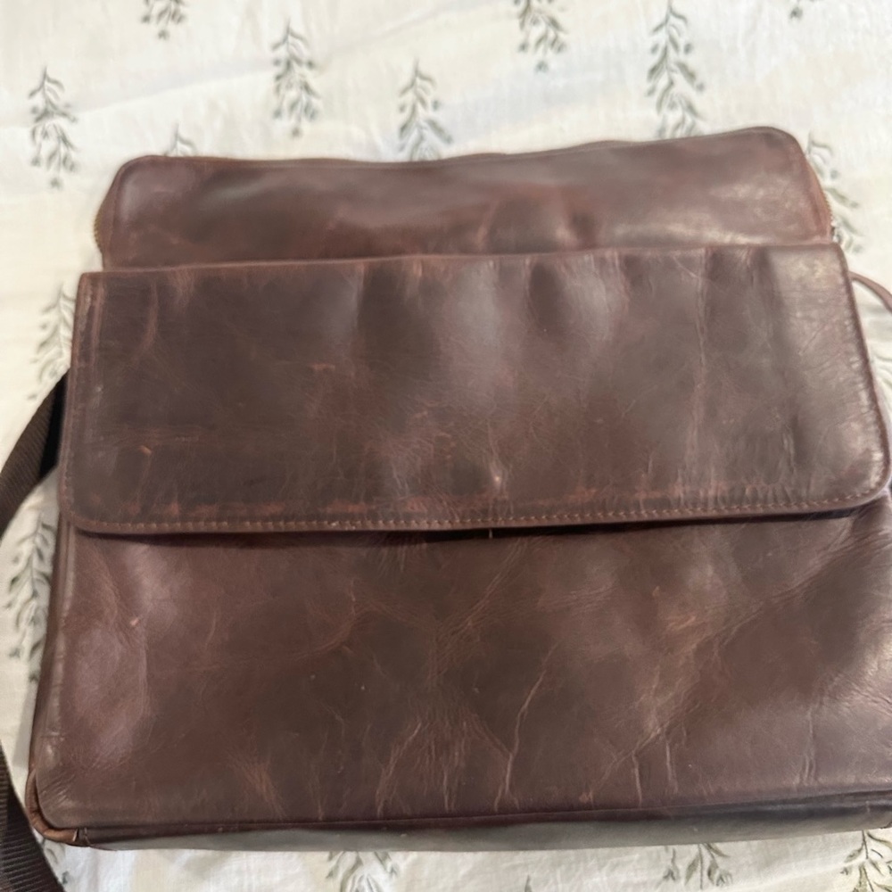 Bison leather American made cross body’s with matching wallet